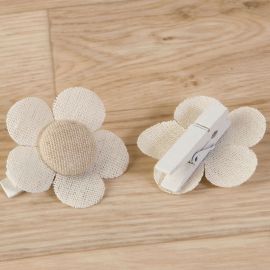 6 Pinzas Flor Lisas 4,5 cm x 4,5 cm 6 Pinzas Flor Lisas 4,5 cm x 4,5 cm