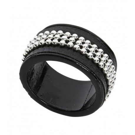 Anillo Negro con Tachuelas